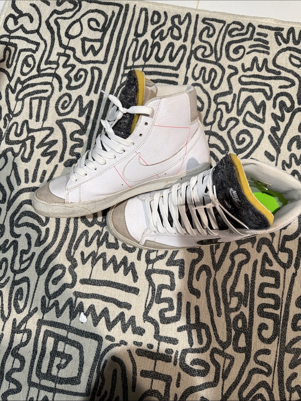 Nike Women’s White High-Top Sneakers with Black Swoosh and Yellow Tongue Accents - Picture 3 of 5